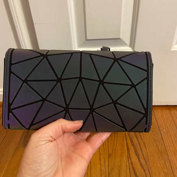 LOVEVOOK Bag With Coordinating Luminesk Long Wallet - Picture 4 of 9
